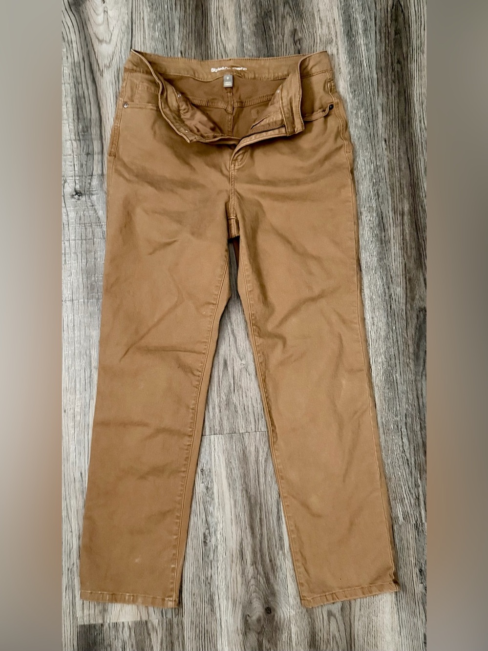 Style & Co : EUC Hi Rise Women’s Twill Jeans in light brown ( Beechwood )